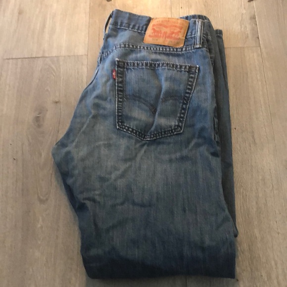 Levi's 514👖 Mens Jeans 34x32 Straight - Picture 1 of 5